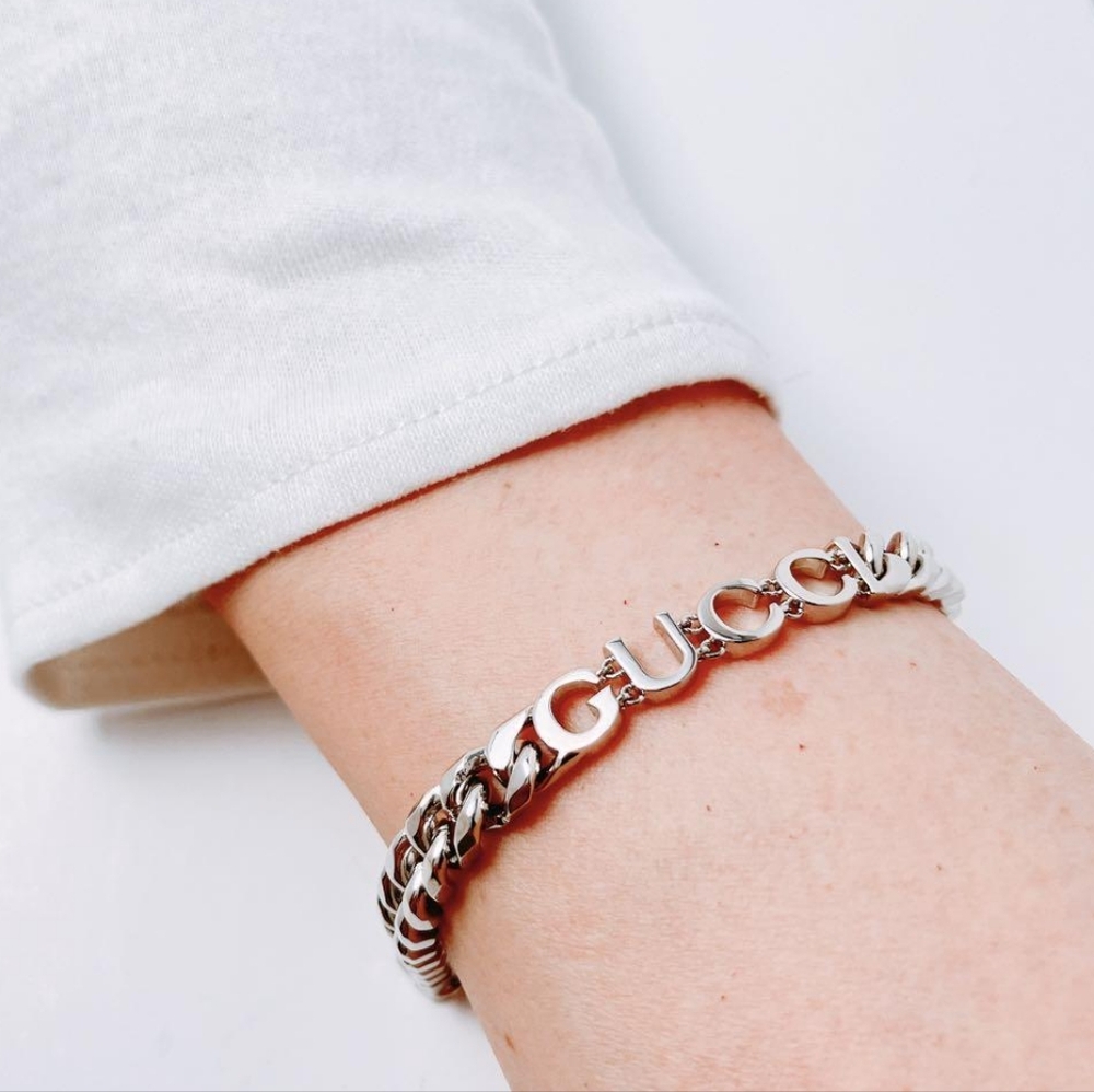 Like New Gucci Silver Icon Logo Chain Bracelet! - Picture 2 of 11